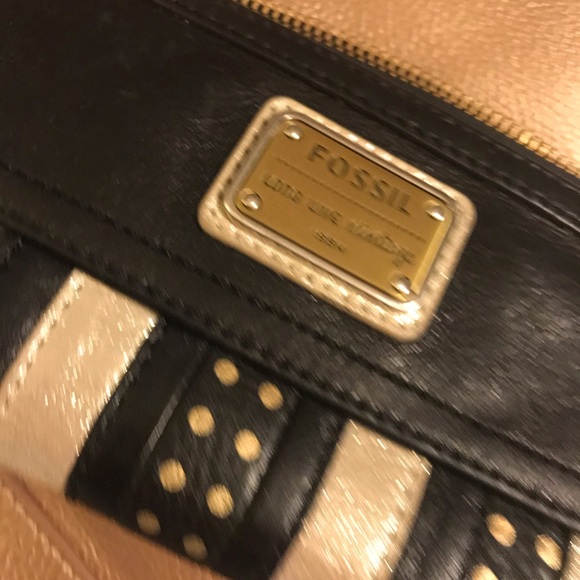 Good Fossil Purse & Wristlet to Match - Picture 6 of 7